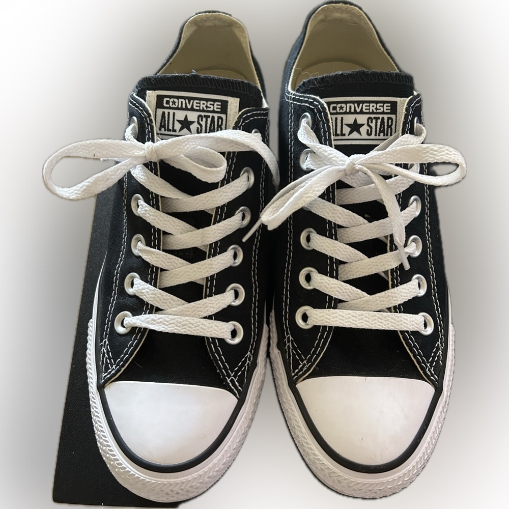 Converse NIB Women 8